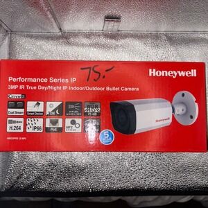 Honeywell Performance HBD3PR2 IR Day/Night‎ Indoor/Outdoor IP Bullet Camera 3MP